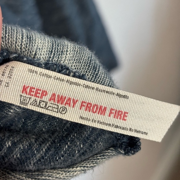 Free People Beach Wide Chunky Neck Lightweight Sweater One Size | summer | - Picture 3 of 4